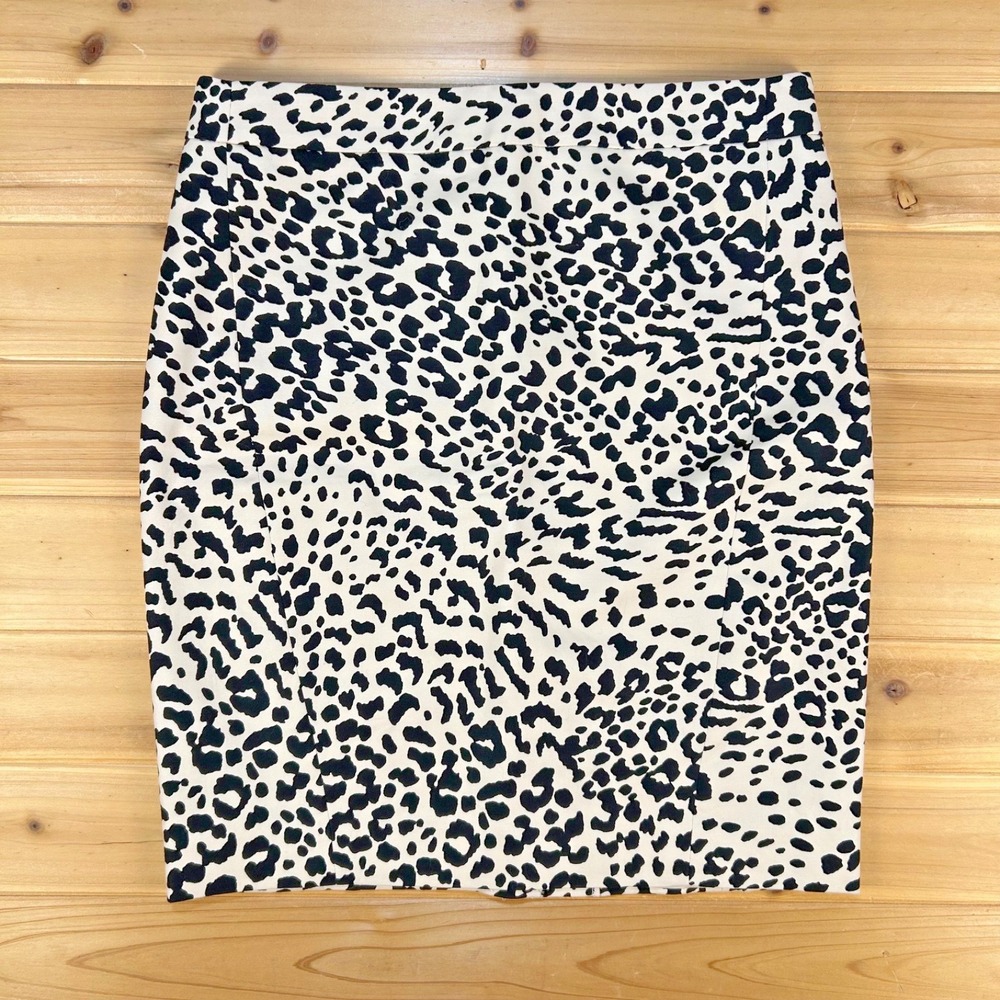Ann Taylor Loft Skirt Womens 6P Ivory Leopard Print Pencil Mini Skirt